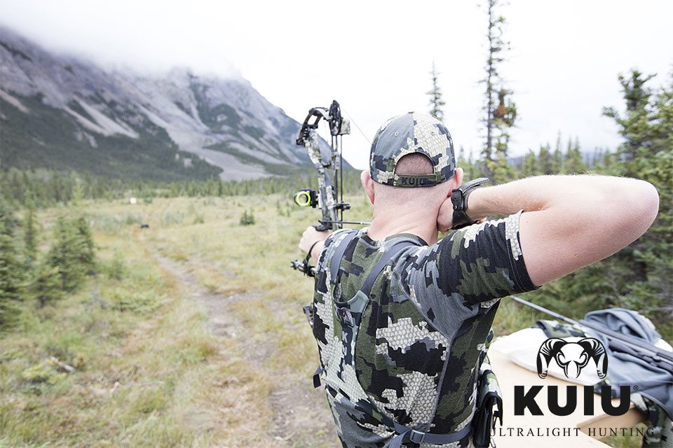 KUIU Camouflage Bow