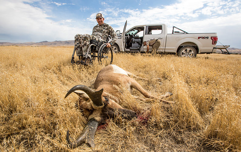 Wonrate Gear: Nevada Outdoorsmen en silla de ruedas